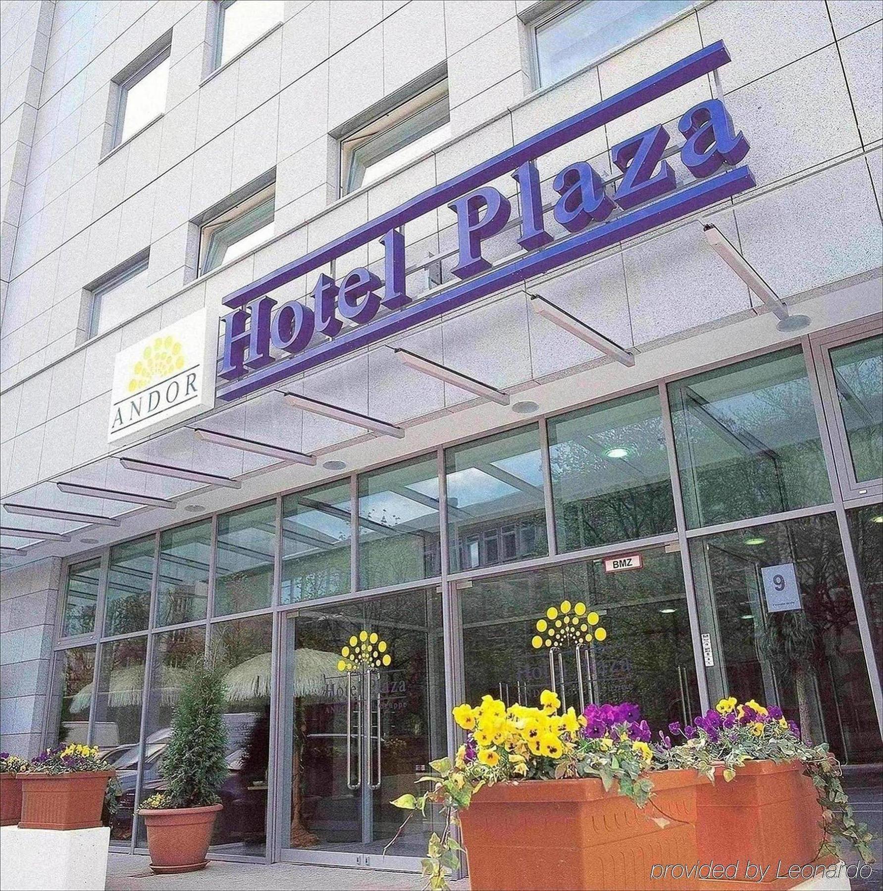 Plaza